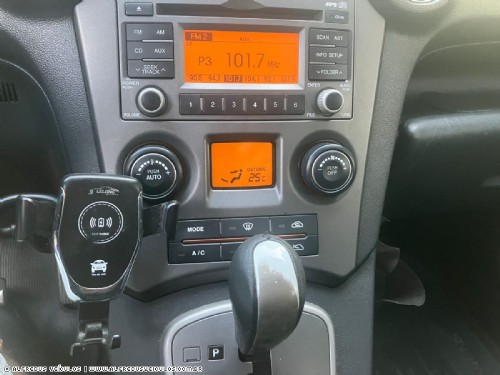 Kia CARENS EX 2010/2011